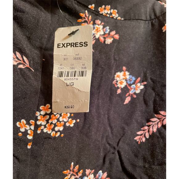 Womans Shorts Elastic Waist Large NWT and Extra Large -Express and LA BLANCA Lot - Picture 5 of 11